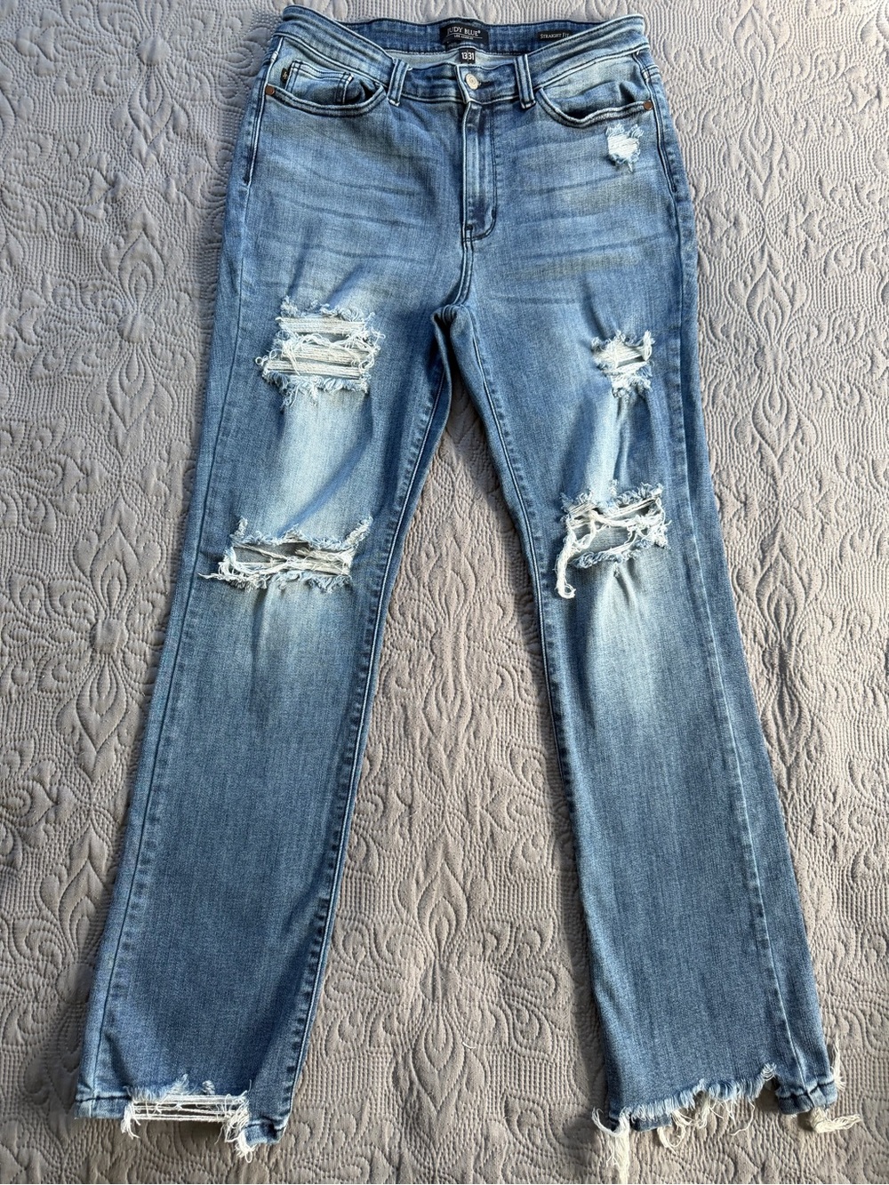 Judy Blue Light Blue Distressed Straight Leg Jeans